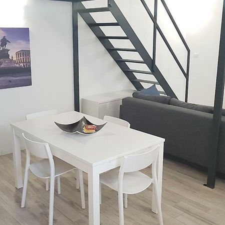 Solari7 Apartment Milan Luaran gambar