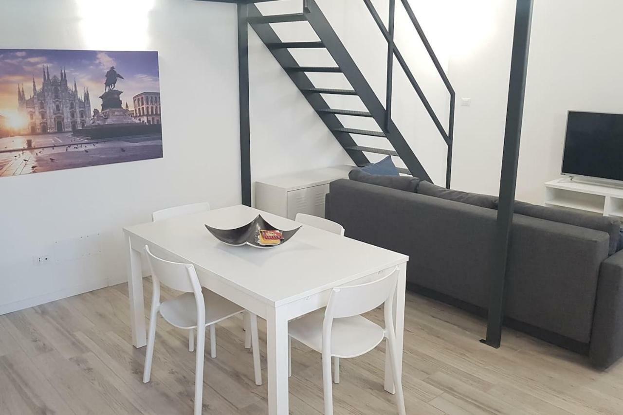 Solari7 Apartment Milan Luaran gambar