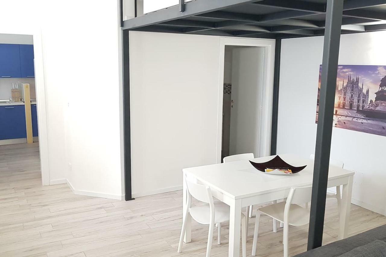 Solari7 Apartment Milan Luaran gambar