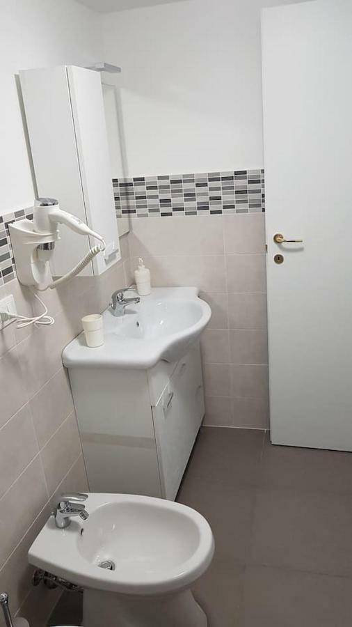 Solari7 Apartment Milan Luaran gambar